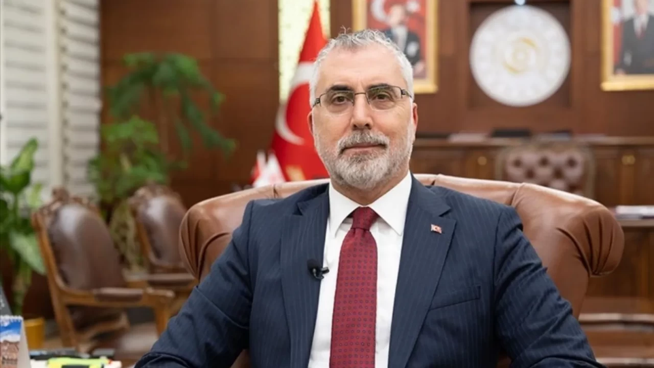 2026 İŞKUR Kendi İşini Kurma Hibe Desteği Başvurusu Nasıl Yapılır? Bakan Vedat Işıkhan'dan Engelli ve Eski Hükümlülere Müjde