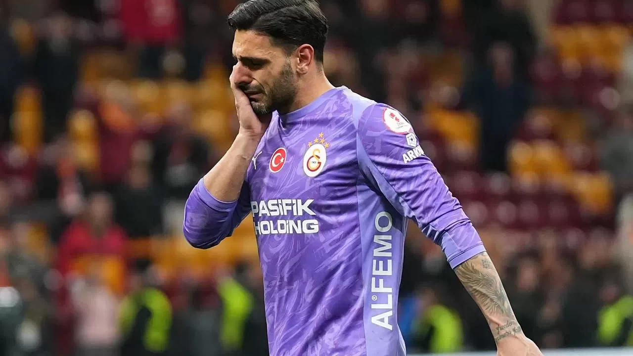 Galatasaray taraftarından Günay Güvenç ve Ahmed Kutucu'ya tepki!