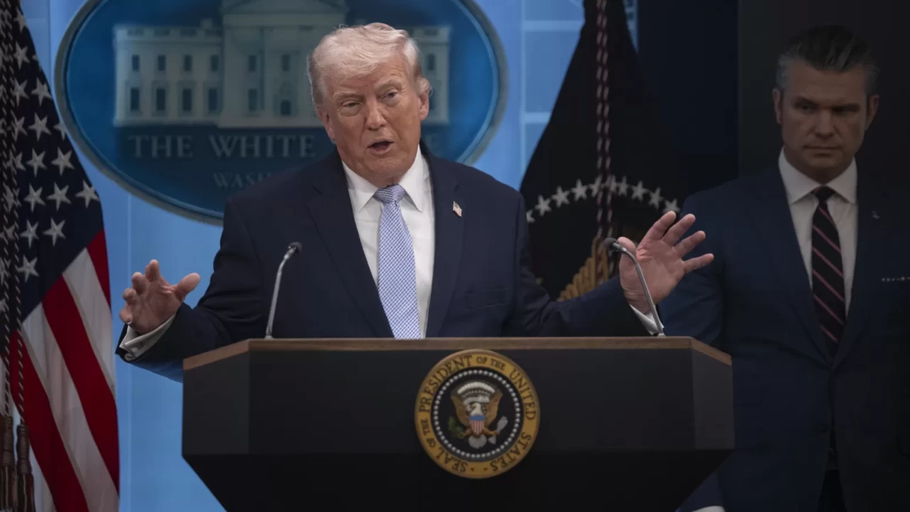 Trump'tan İran itirafı: 'Bana kalsa petrolü alır p…