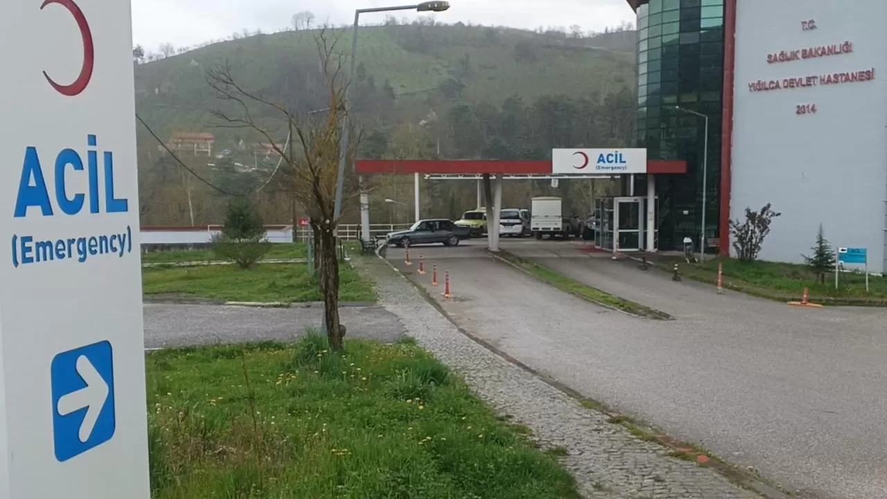 Düzce'de soba zehirlenmesi! 5 kişi hastaneye kaldırıldı