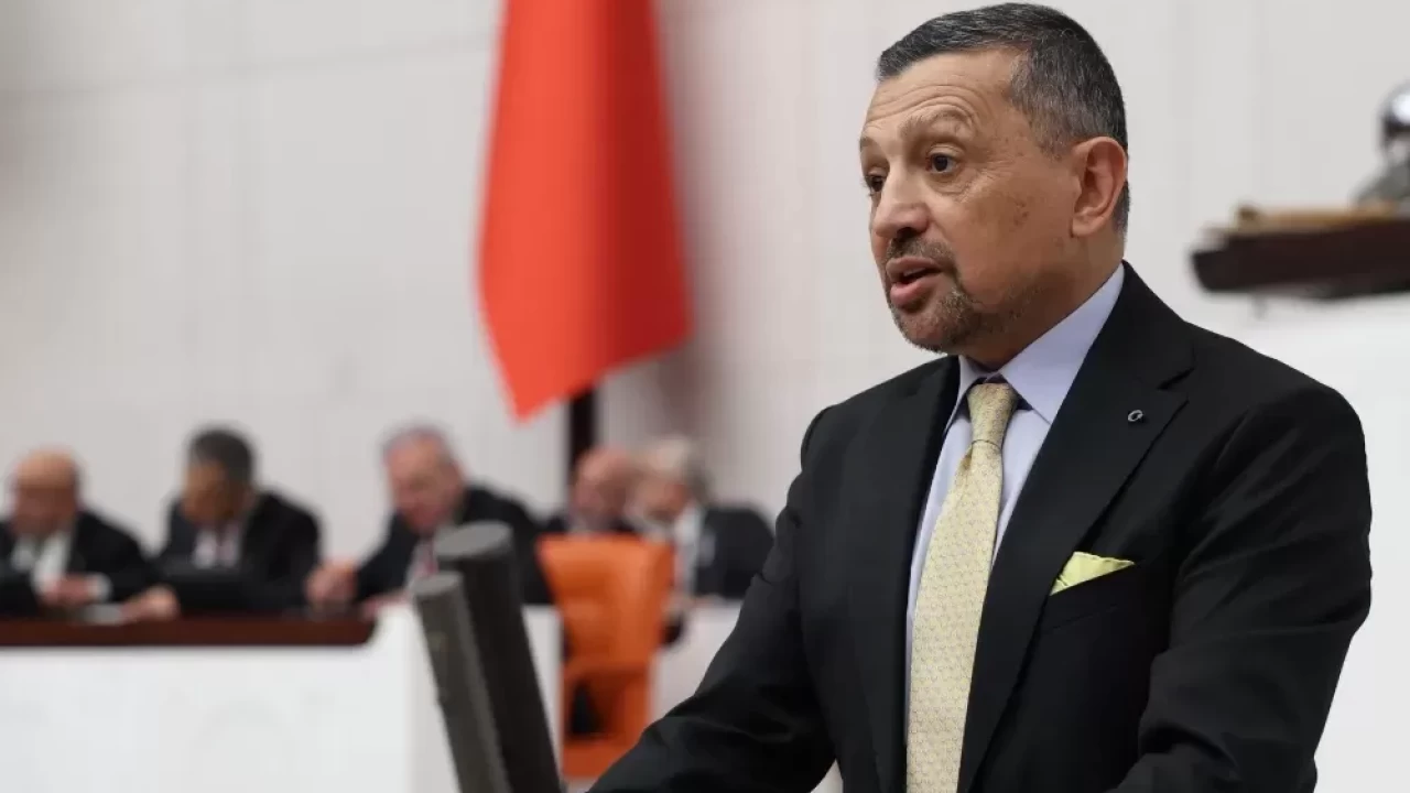 MHP’li Ahmet Erbaş’tan TBMM’de sert çıkış: Kıbrıs küresel güçlerin rekabet alanı değildir