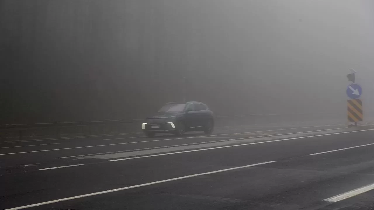 Bolu Dağı’nda yoğun sis: Görüş 30 metreye düştü