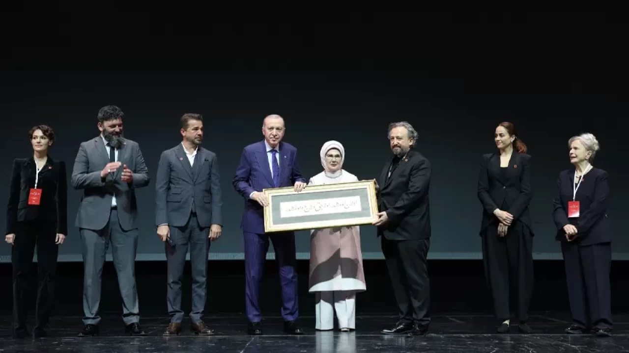 Eminevim’den kültür ve sanata önemli destek! “Bir adam yaratmak” beyazperdede