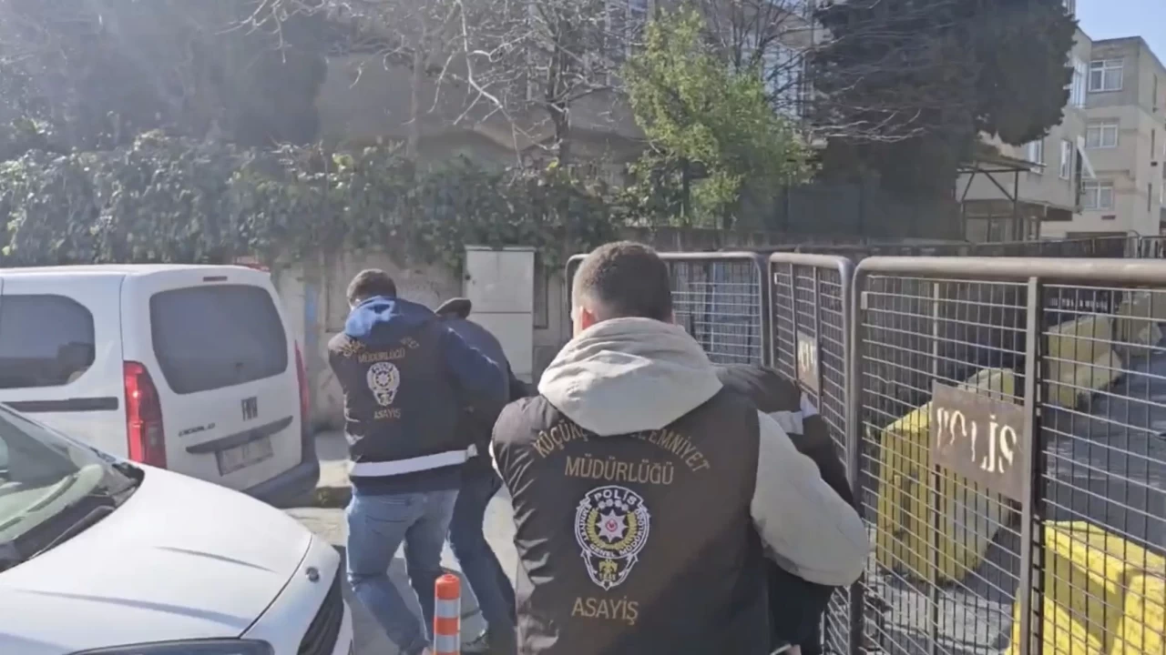 Zehir tacirlerine geçit yok! 25 milyon liralık yasaklı madde ele geçirildi