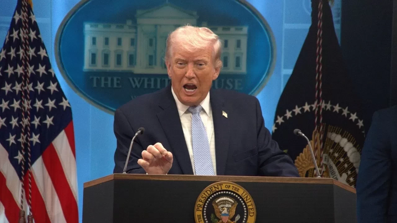 Donald Trump’ın İran Paylaşımı Ne Anlama Geliyor? ABD-İran Gerilimi Son Dakika! Hürmüz Boğazı Krizinde Yeni Perde