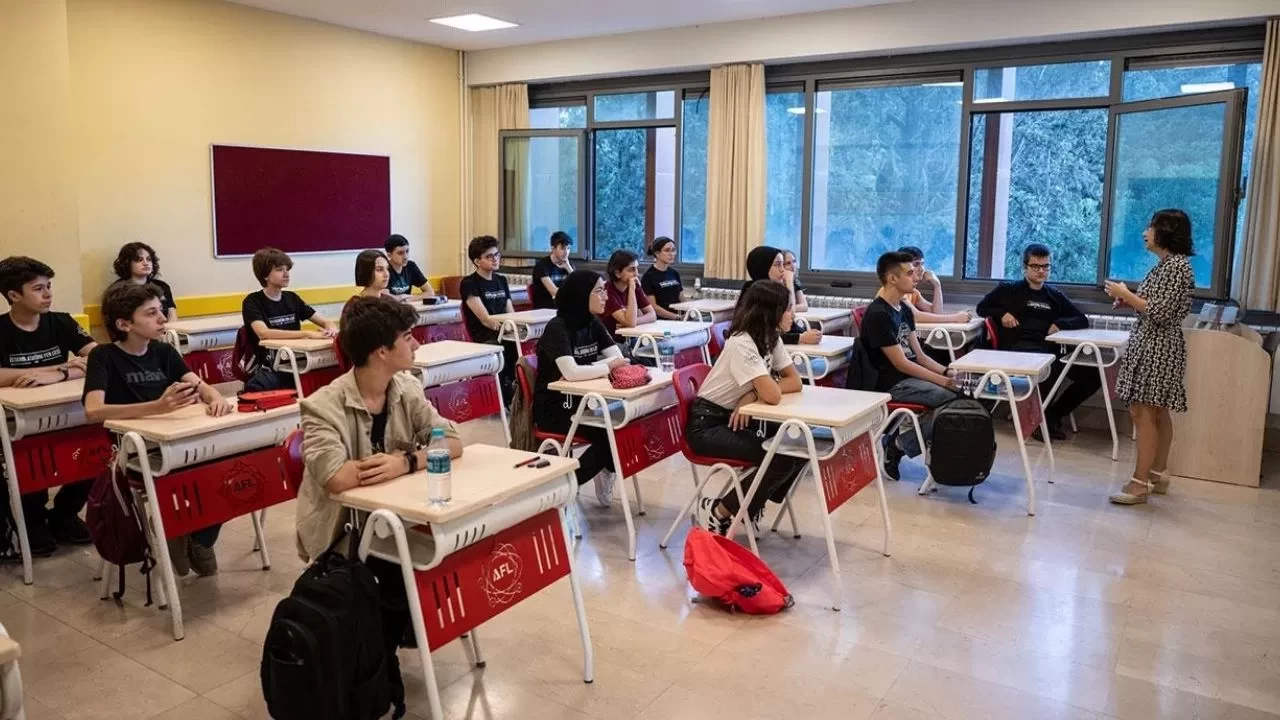 Derste facianın eşiğinden dönüldü: Kahraman öğretmen saniyelerle yarıştı