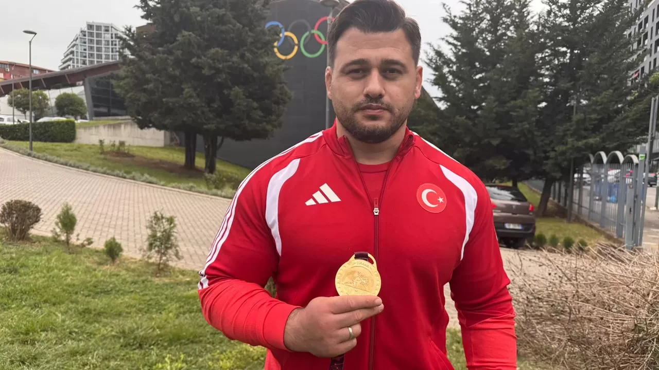 Şampiyon rekortmen Rıza Kayaalp: Kolay olmayanı yapmak biz Türklerin işidir