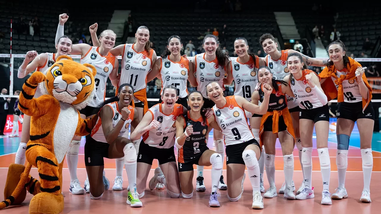 Sultanlar Ligi play-off 3-4 serisinde Eczacıbaşı Dynavit, 1-0 öne geçti