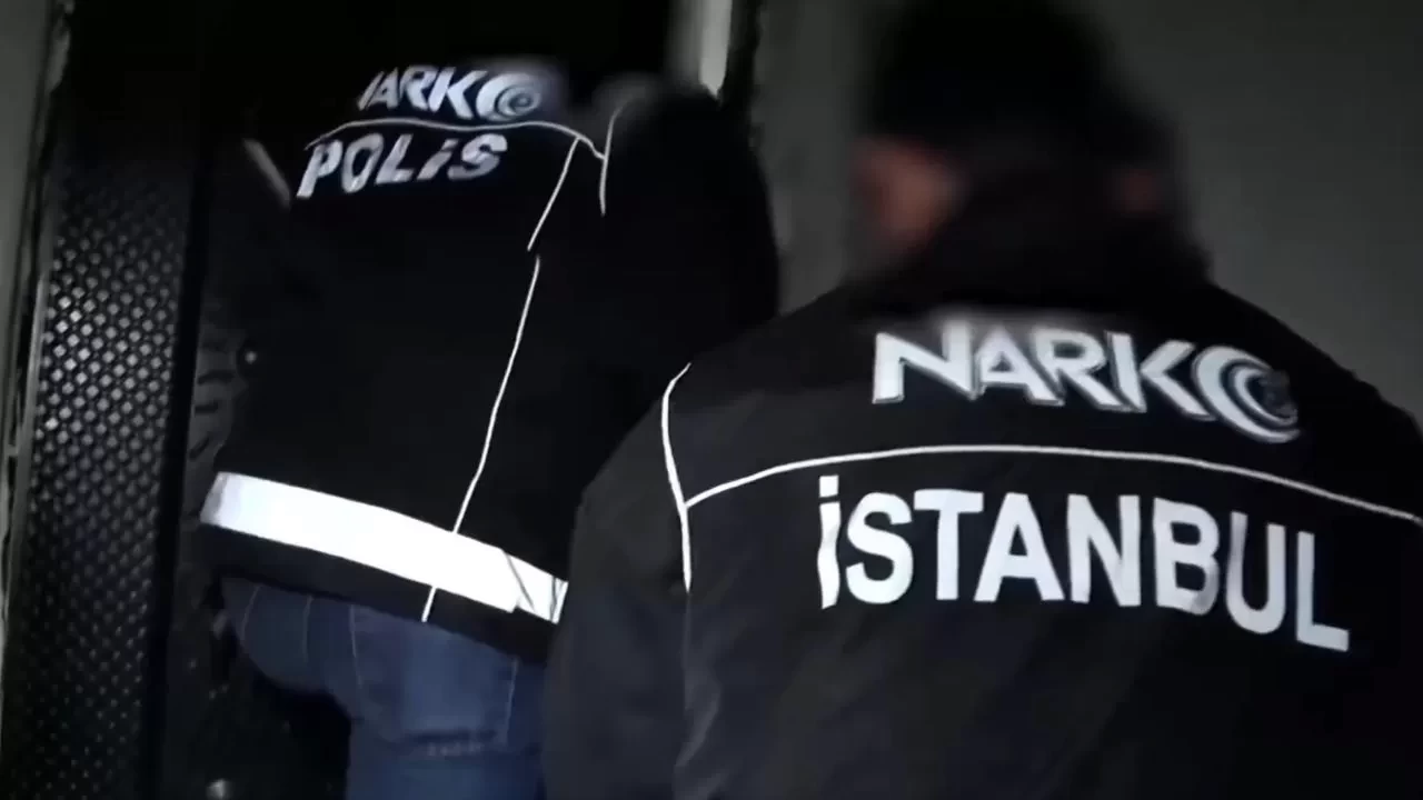 İstanbul'da narkotik soruşturması: 17 gözaltı