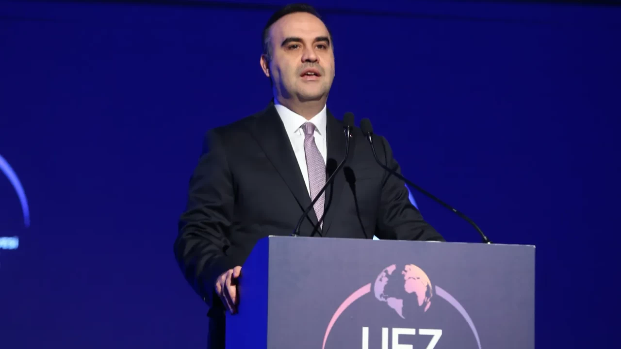 Türkiye Avrupa'ya fark attı! Bakan Kacır açıkladı: Başka hiçbir ülke yaklaşmayı dahi başaramadı