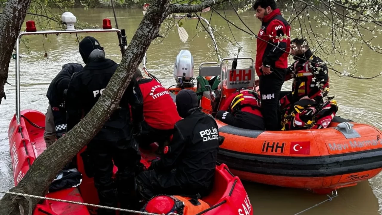 Sakarya Erenler’de Sakarya Nehri’ne Düşen Çocuk Bulundu mu? 22 Nisan Arama Çalışmalarında Son Durum