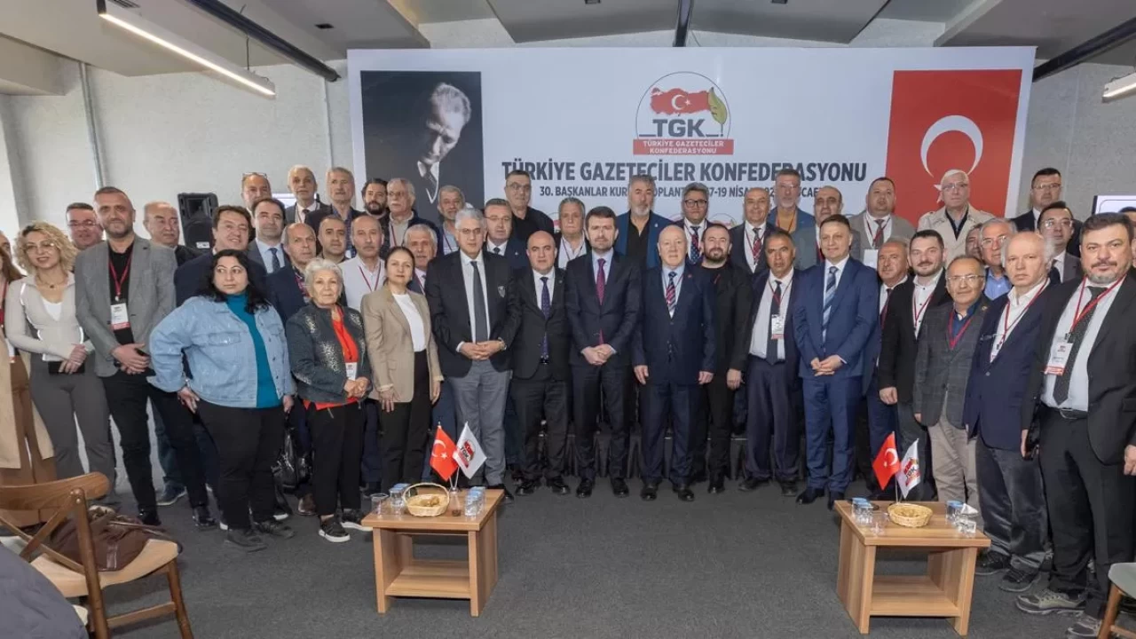 Basın İlan Kurumu'ndan dev destek: 2025'te kamu kaynağı 6 milyar TL’yi aştı!