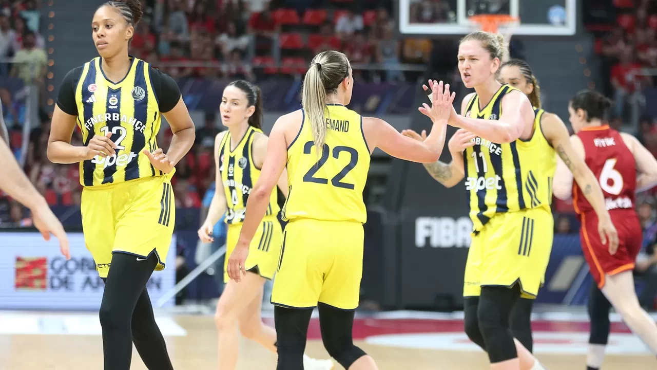 Fenerbahçe 3. kez Avrupa'nın zirvesinde!