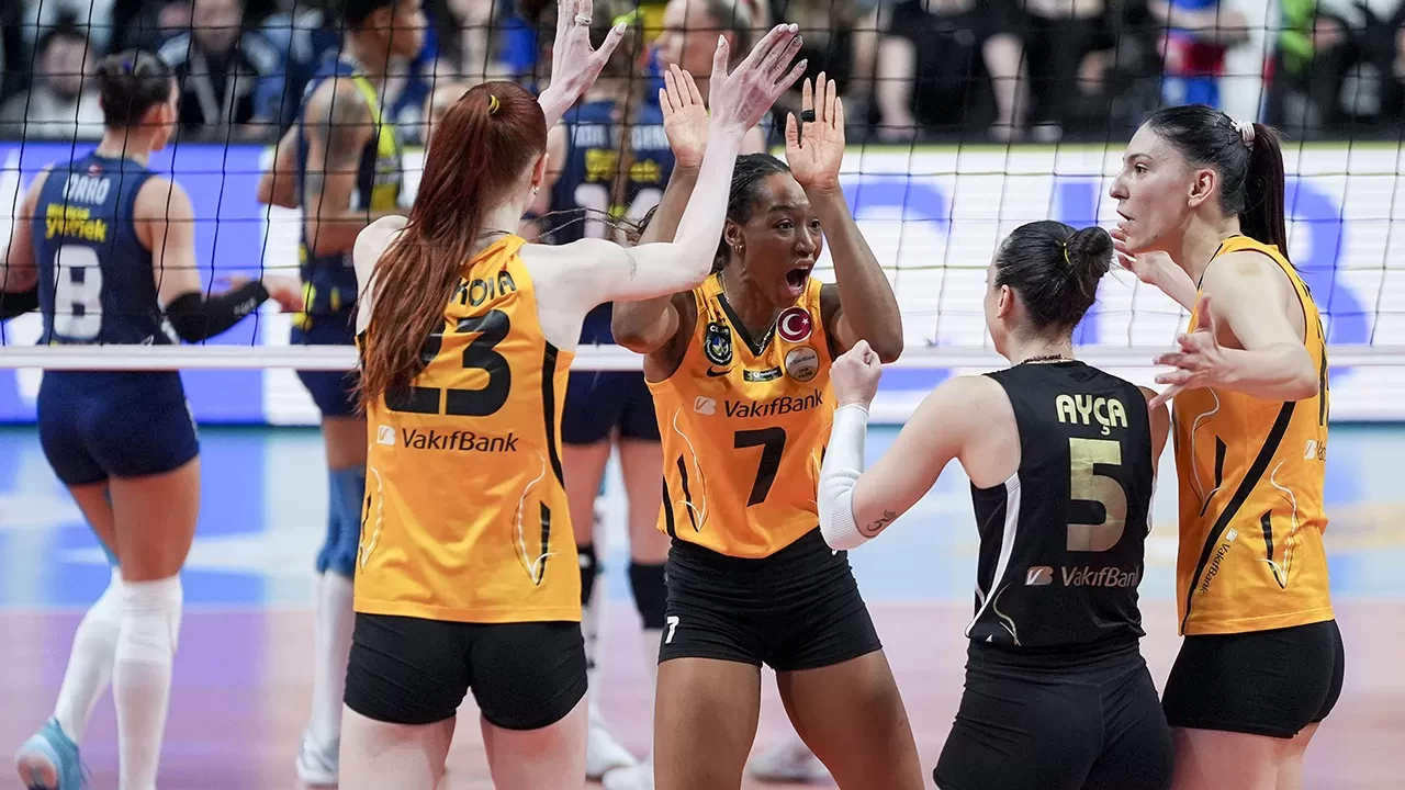 Vakıfbank, Sultanlar Ligi'nde şampiyonluğa ulaştı