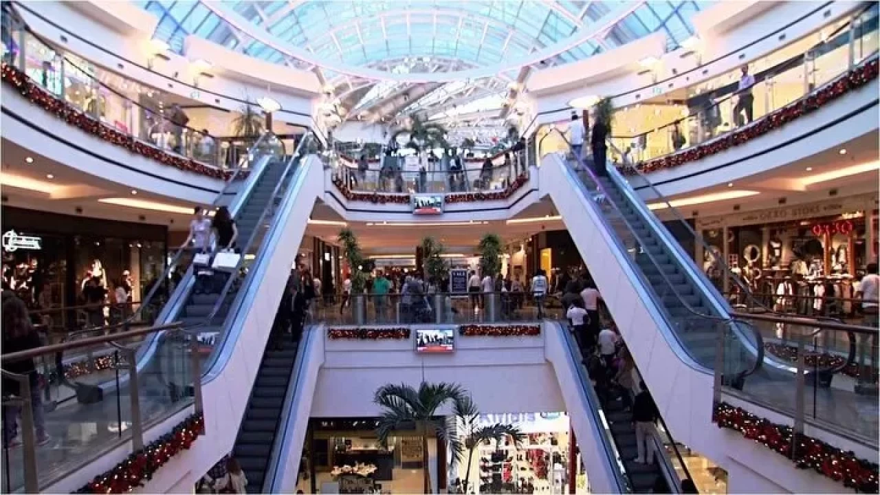 23 Nisan'da AVM'ler açık mı, kapalı mı? 23 Nisan'da AVM çalışma saatleri 2026 nasıl?