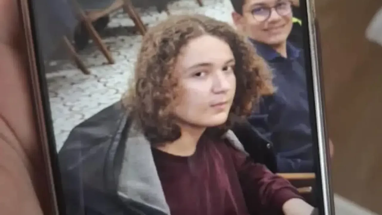 İSA ARAS MERSİNLİ KİMDİR, ANNESİ PEYMAN PINAR MERSİNLİ NE ÖĞRETMENİ? Katil zanlısının ailesi hakkında detaylar ortaya çıkıyor