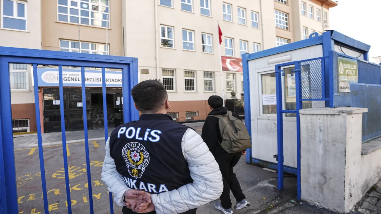 81 ilde okullarda güvenlik tedbiri: Polisler kuş uçurtmayacak