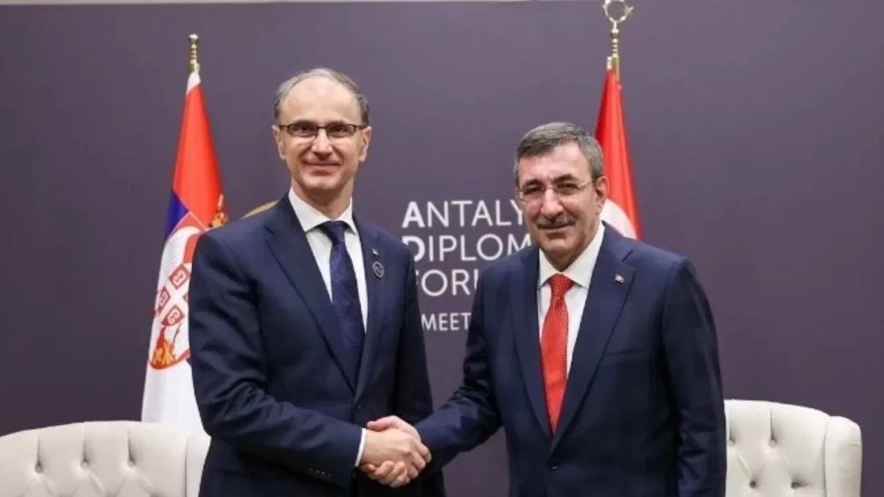 Cevdet Yılmaz’dan Antalya’da diplomasi trafiği: Bölgesel barış için çok taraflı temas!