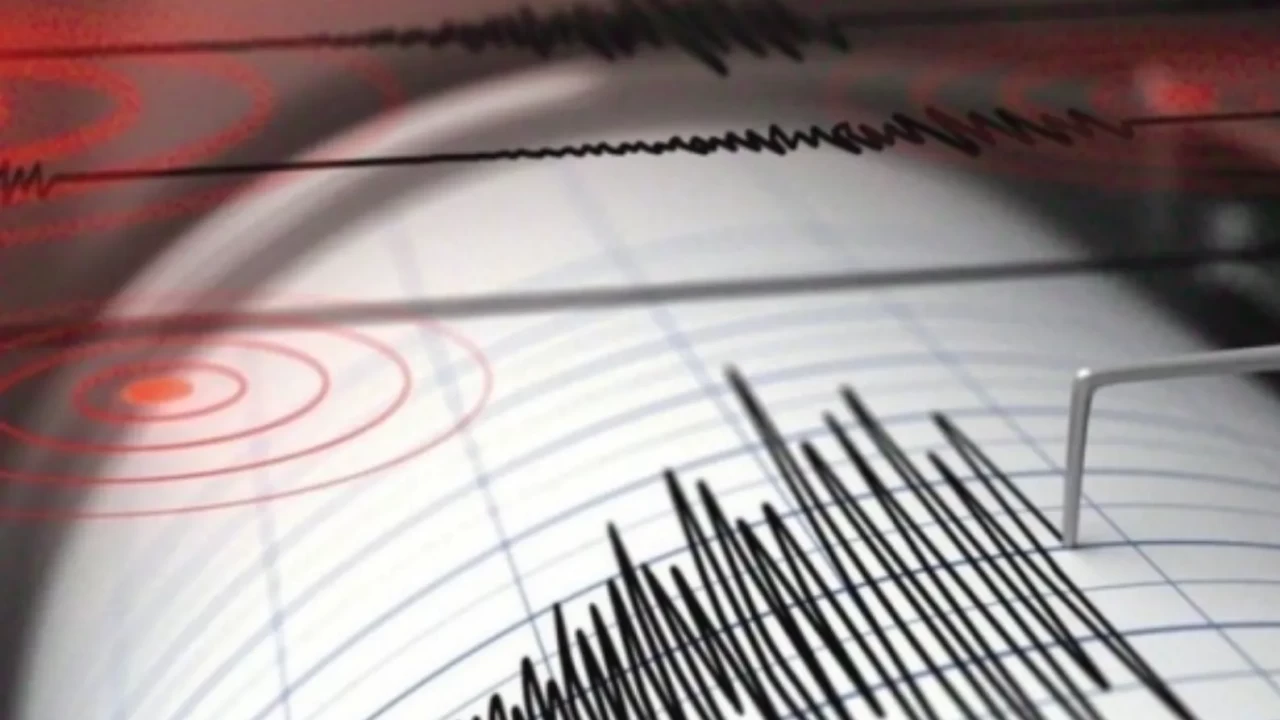 AFAD son dakika duyurdu! Antalya Demre açıklarında korkutan deprem