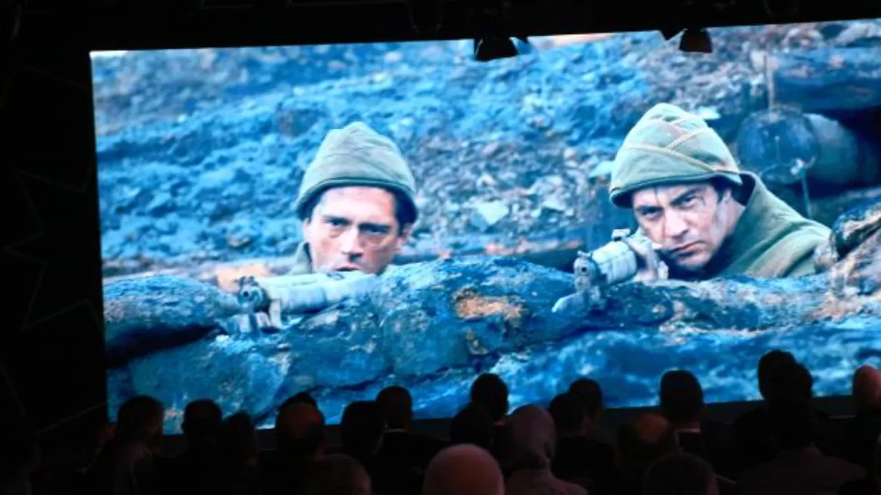 Onbeşliler Dizisi Konusu Nedir? Tabii Onbeşliler Oyuncu Kadrosu