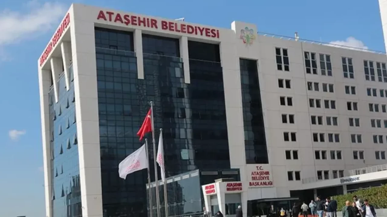 CHP'li Ataşehir Belediyesi'ne rüşvet operasyonu: Belediye Başkanı, yardımcıları ve çok sayıda kişi gözaltında!