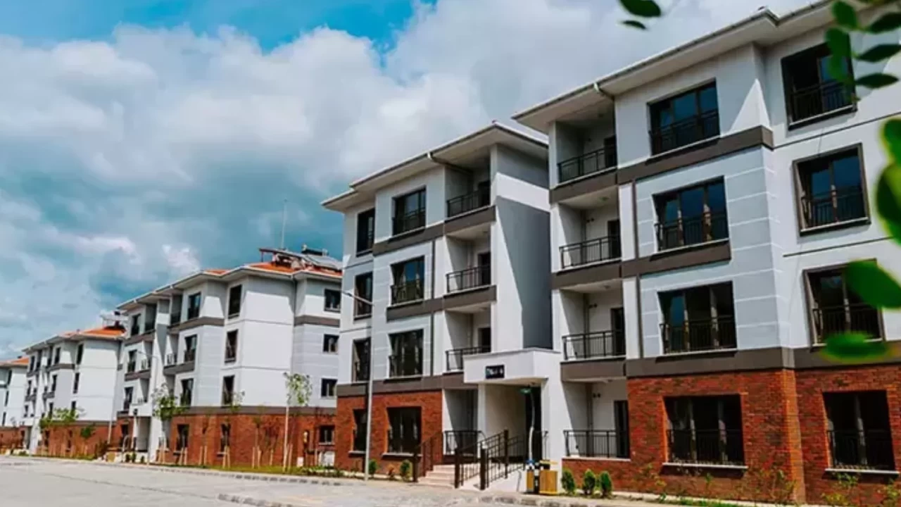 İSTANBUL TOKİ KURA ÇEKİMİ NE ZAMAN? 100 bin sosyal konut kura tarihi belli oldu mu, saat kaçta çekilecek?