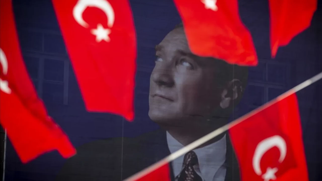 23 NİSAN KUTLAMALARI İPTAL Mİ? 2026 törenleri yapılacak mı? MEB ve Valiliklerden son dakika açıklaması!