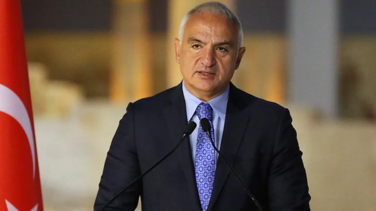 Bakan Ersoy’dan Turizm Haftası mesajı: 4 mevsime yayılan güçlü Türkiye hedefi!