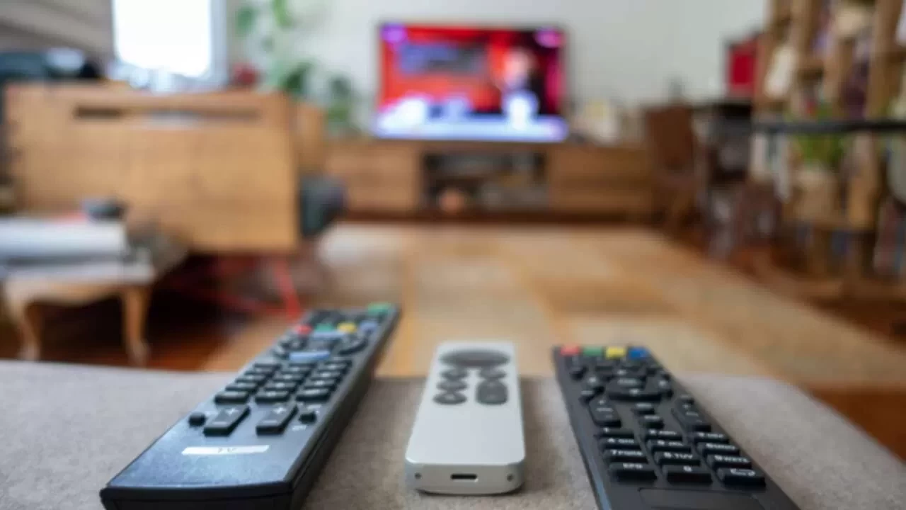 24 Nisan 2026 reyting sonuçları: Kızılcık Şerbeti, Taşacak Bu Deniz, Arka Sokaklar reyting birincisi hangi dizi?