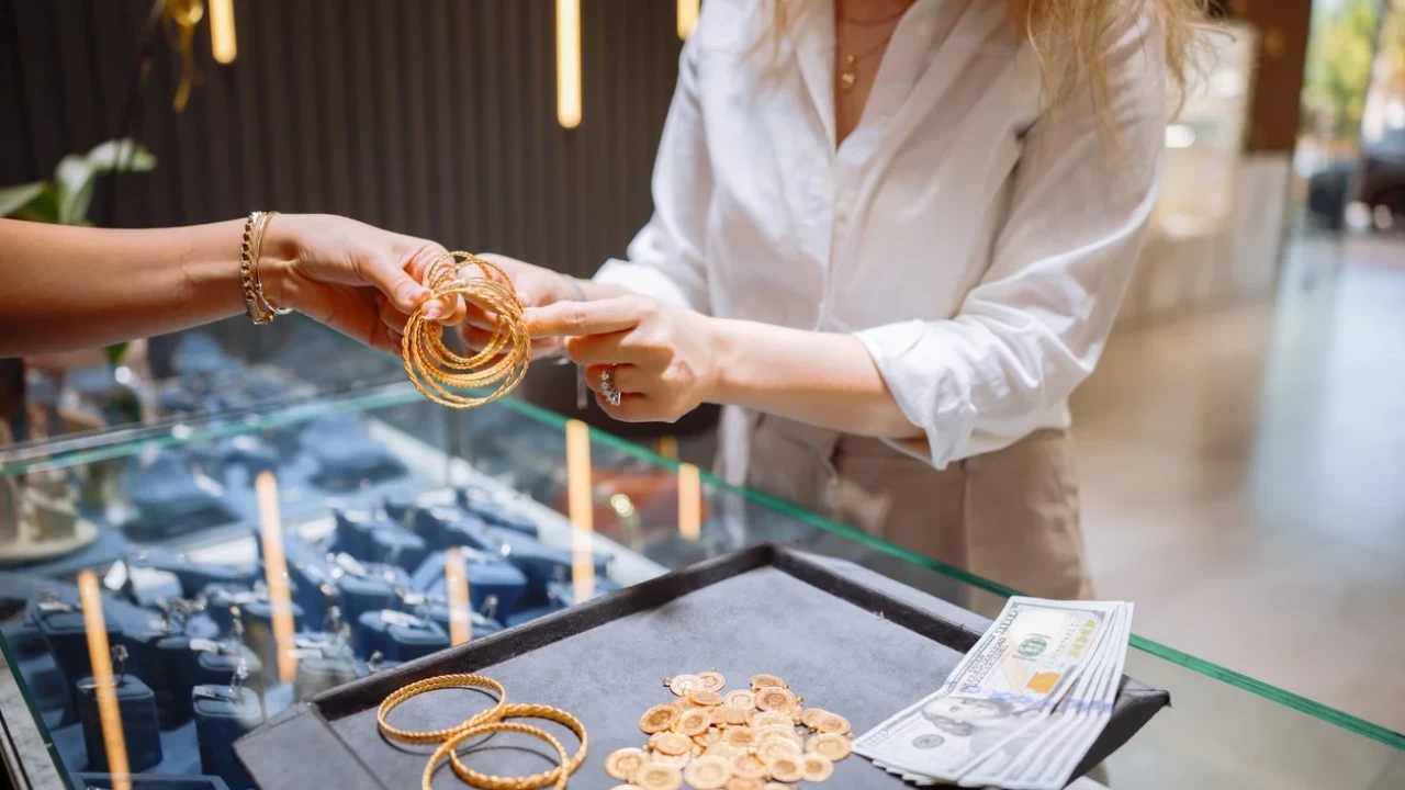 1 Mayıs'ta kuyumcular açık mı, kapalı mı 2026? Resmi tatilde kuyumcular çalışıyor mu?