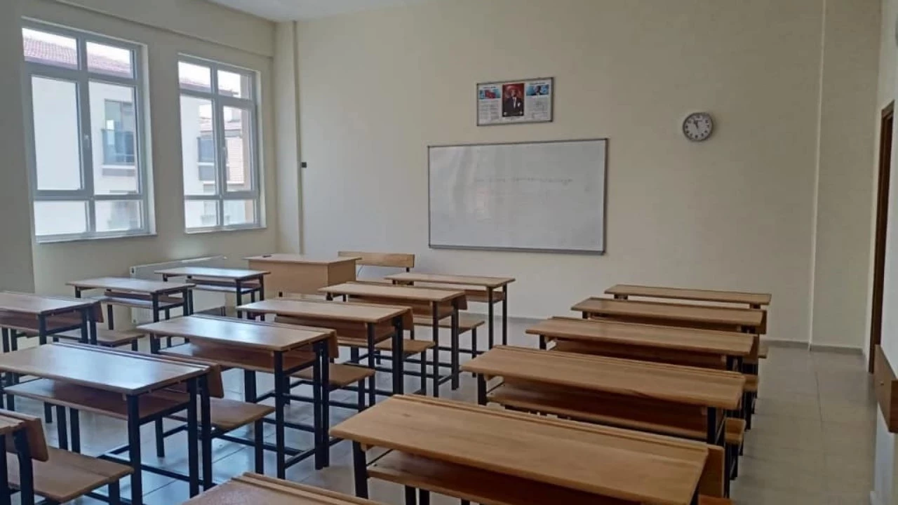 Okullara randevusuz giriş yasak mı? 2026 Okul randevu sistemi nasıl alınır, veliler okula nasıl girecek?