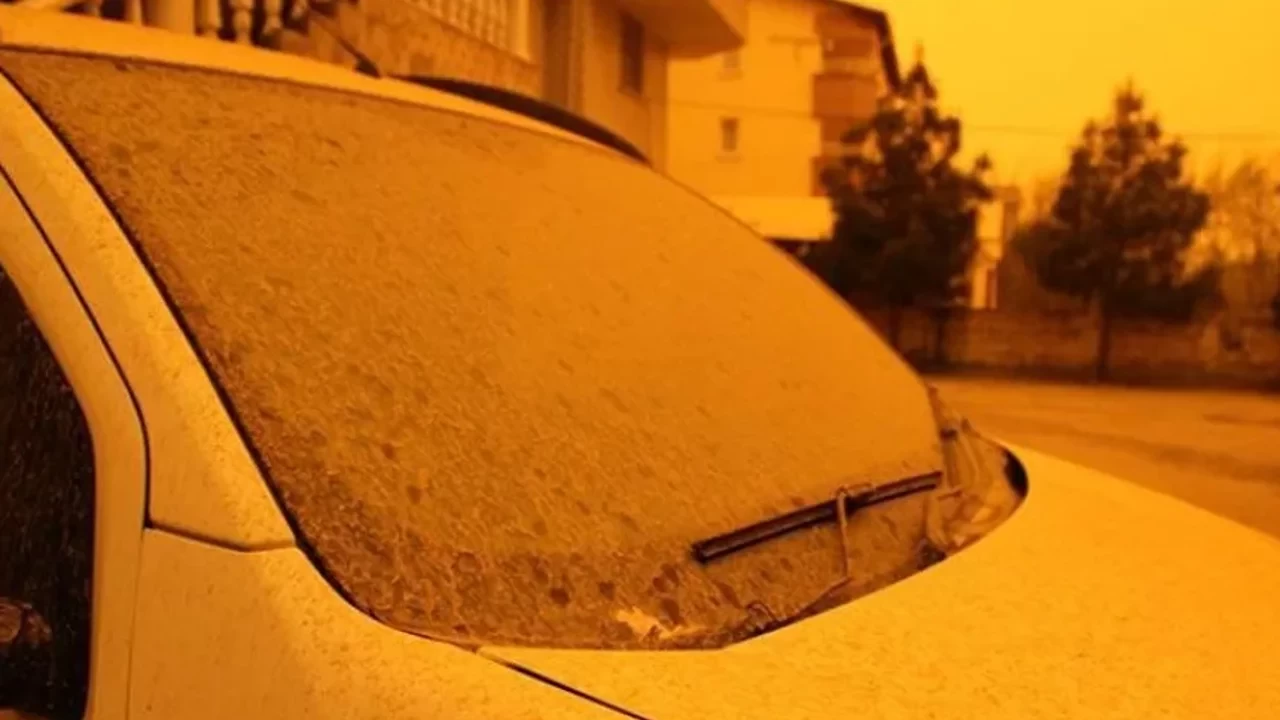 Pazar gününe dikkat! İstanbul'daki çöl tozu için u…