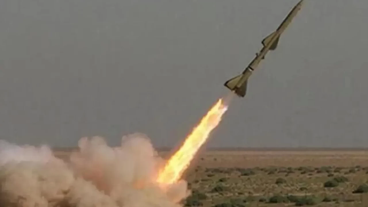 Bağdat’ta roketli saldırı: ABD üssü hedef alındı, sivil eve roket isabet etti!