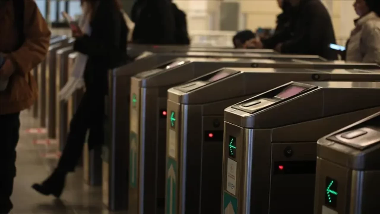 Bugün ulaşım ücretsiz mi? 23 Nisan 2026 Marmaray, Metro ve Otobüsler bedava mı?