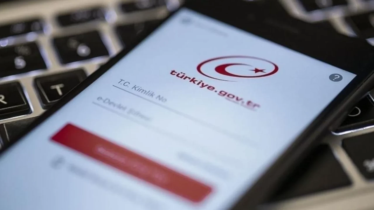 TC Kimlik Numaranızı Hemen Kısıtlayın! E-Devlet Üzerinden Kimlik Bilgilerini Güvenceye Alma Yöntemi