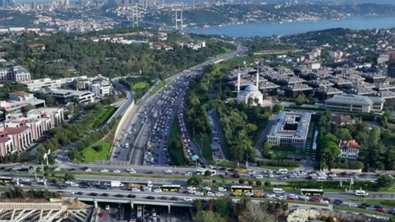 KGM duyurdu: Ankara yolunda trafik tek şeride düştü! Yeni Zigana Tüneli’nde çalışma var!
