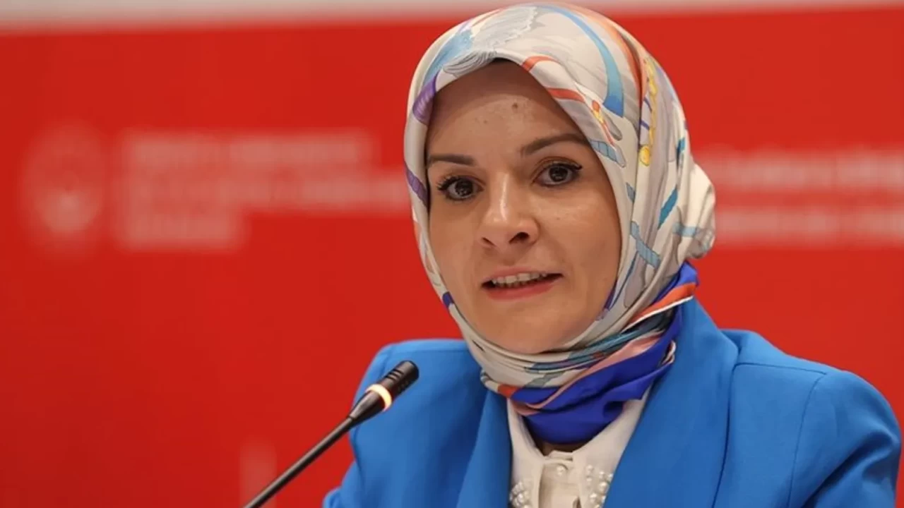 Bakan Göktaş'tan Kulalı gençlere müjdeli yanıt: Sizler en büyük umut kaynağımızsınız