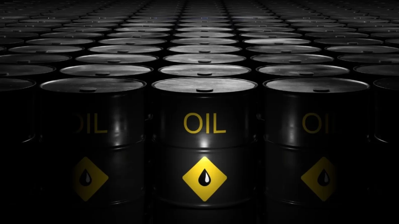 1 Mayıs 2026 Güncel Akaryakıt ve Petrol Fiyatları! Brent Petrolde Kritik Direnç 122 Dolar: İşte Destek Seviyeleri ve Piyasa Beklentileri!
