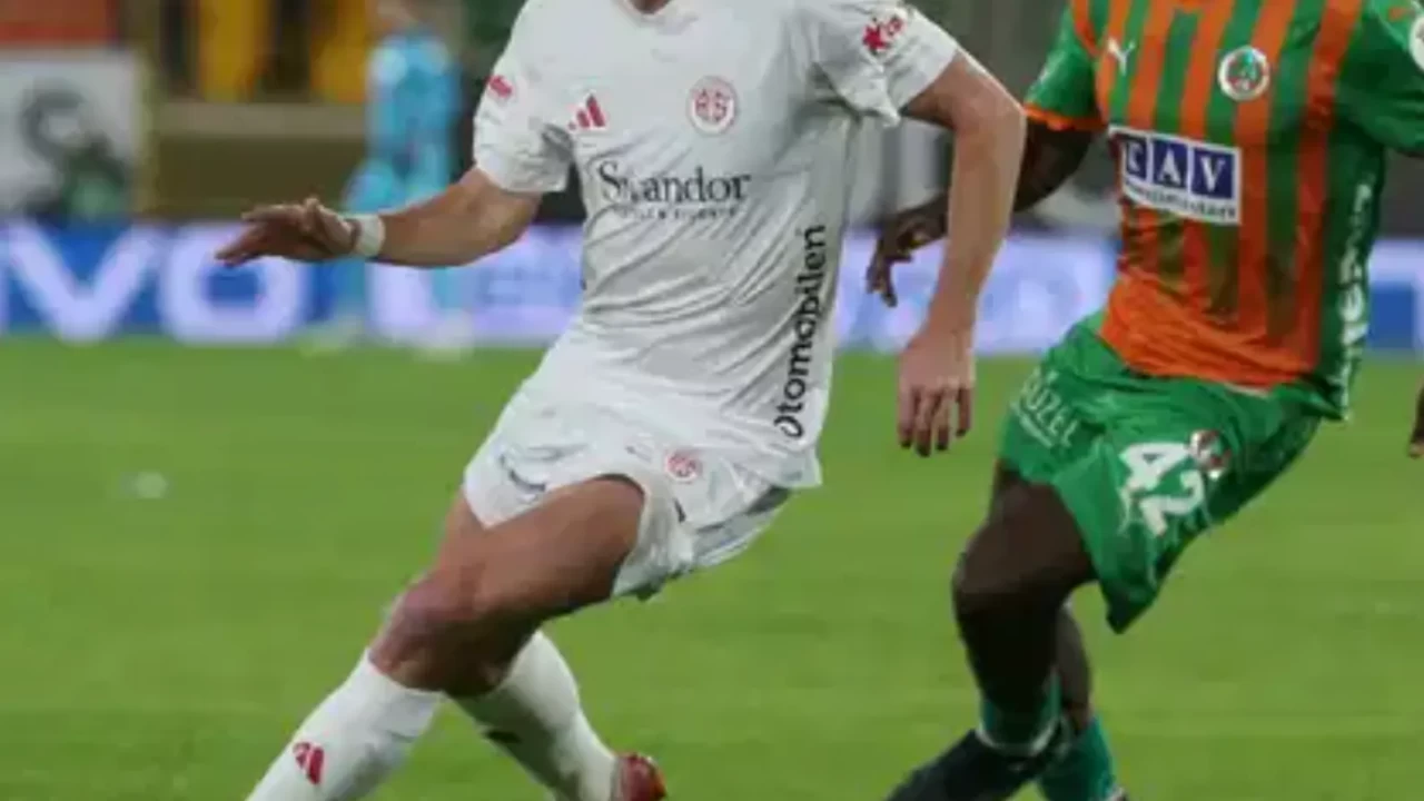 Antalyaspor - Alanyaspor CANLI İZLE (3 Mayıs 2026) | beIN Sports 2 yayın linki, Antalya derbisi saat kaçta?