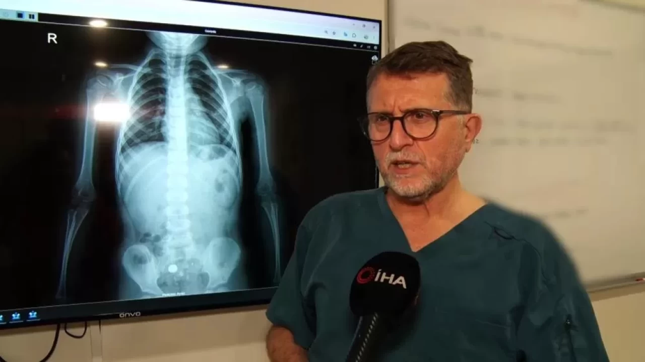 Şeker sanıp yuttu, pil olduğu hastanede ortaya çıktı: Ölüme kadar götürebiliyor