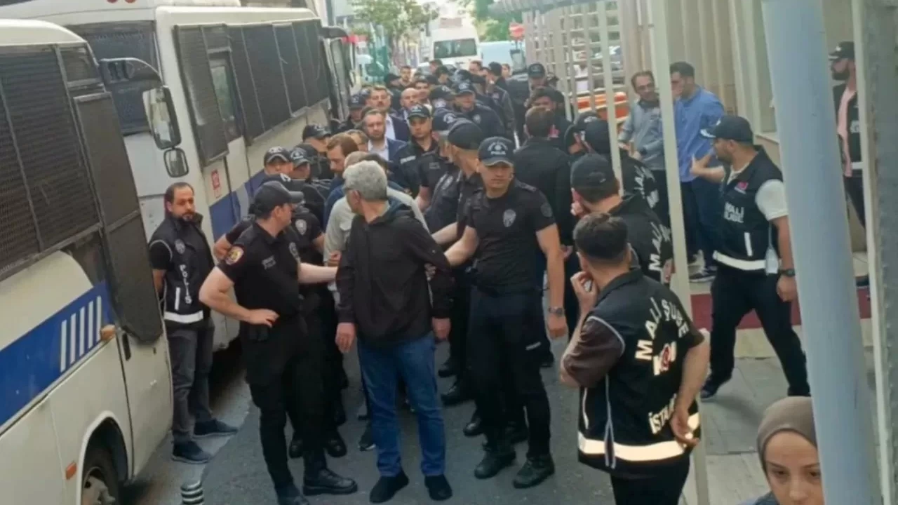 'İmamoğlu Çıkar Amaçlı Suç Örgütü' soruşturması! 12 zanlı tutuklandı
