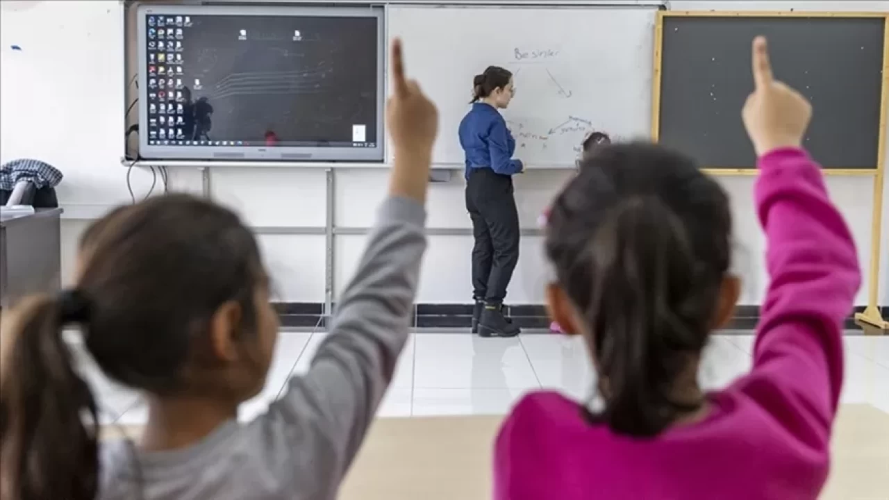 Öğretmenler dikkat! Başvurular 14 Mayıs'ta başlayacak