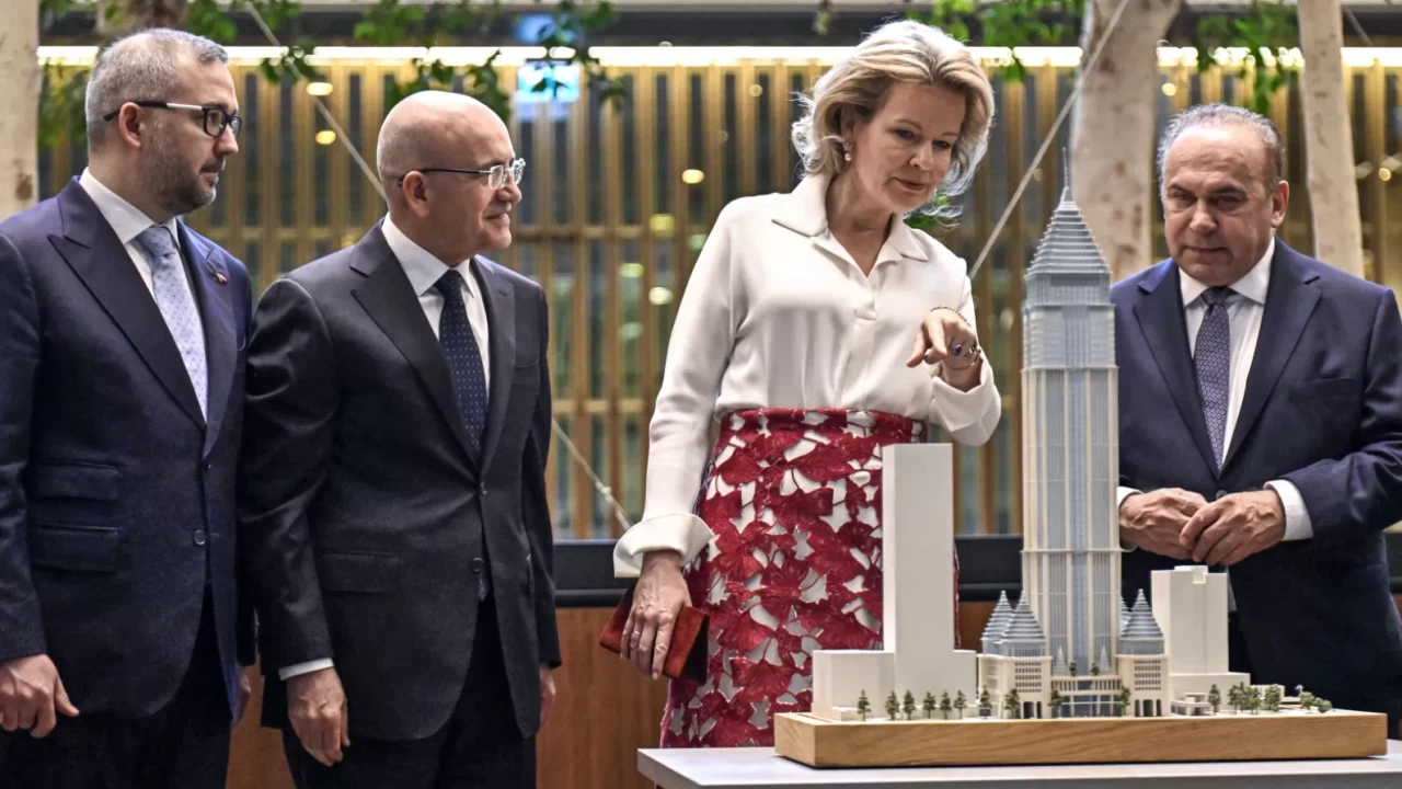 Belçika Kraliçesi Mathilde, İstanbul Finans Merkezi'ni ziyaret etti