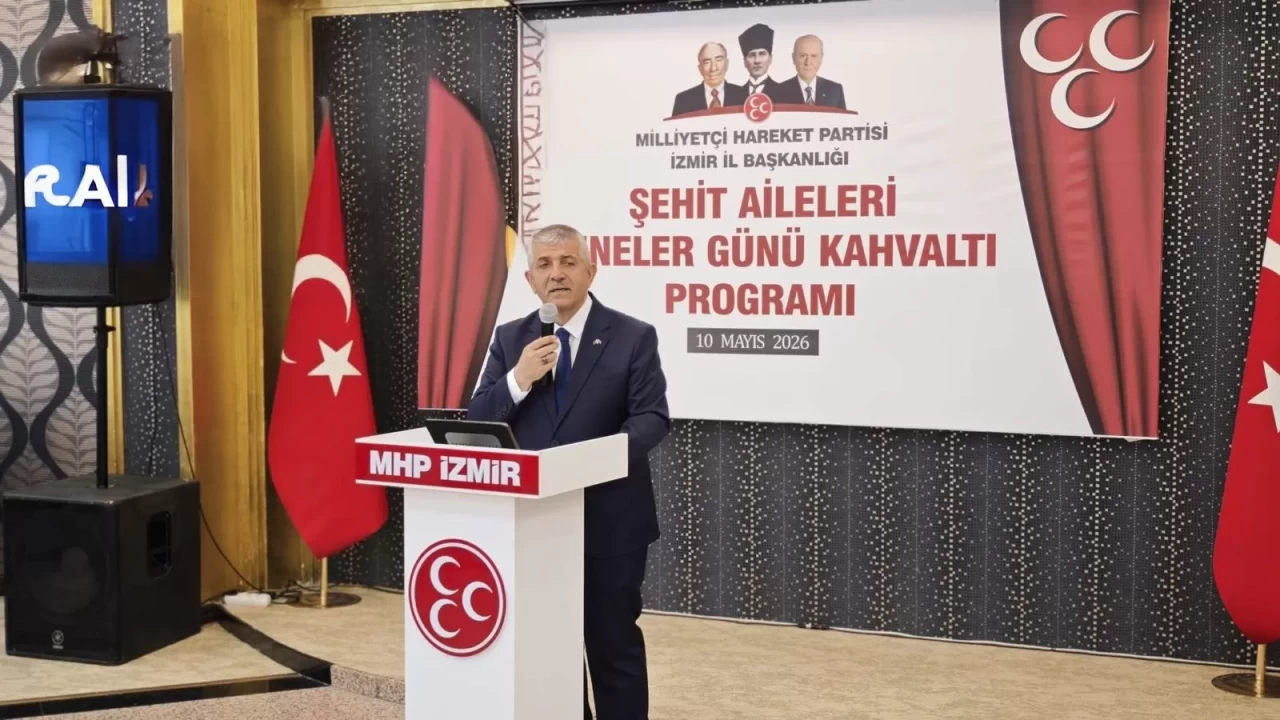 MHP İzmir’den duygulandıran Anneler Günü programı: Şehit anneleri unutulmadı