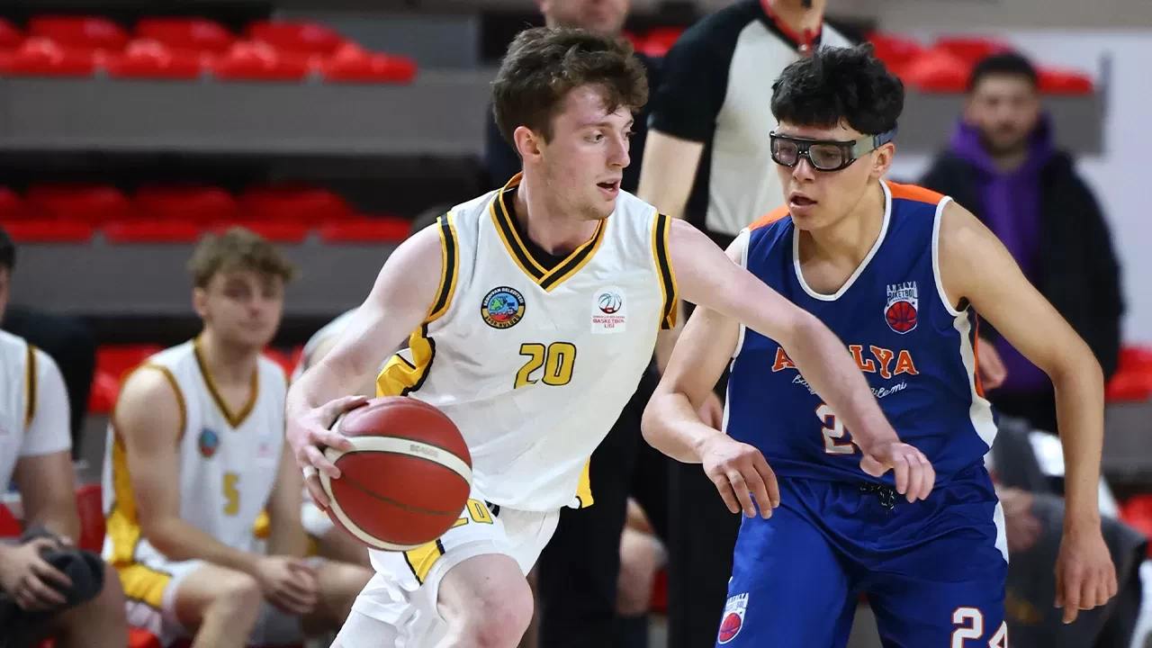 U18 Basketbol Türkiye Şampiyonası’nda yarı finalistler belli oldu