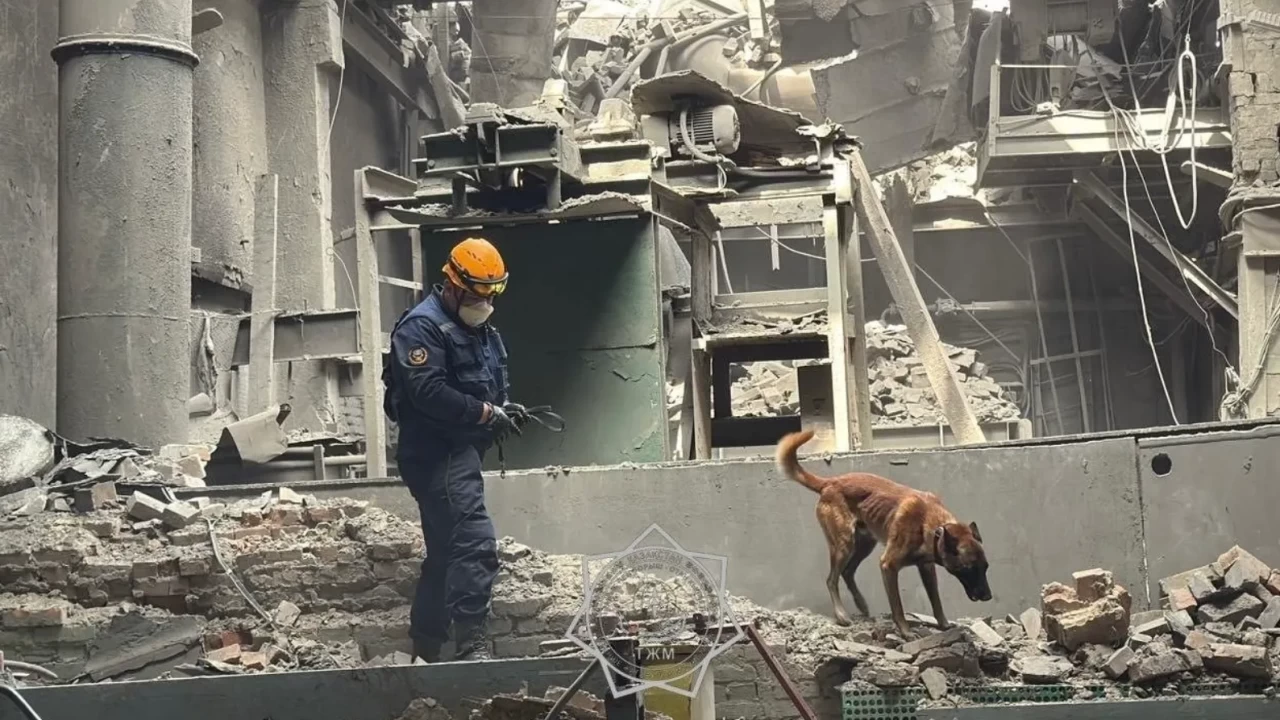 Dev çinko fabrikası savaş alanına döndü: 2 ölü, çok sayıda yaralı var