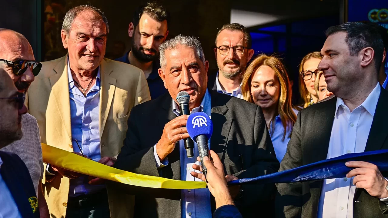 Aziz Yıldırım’ın seçim ofisi açıldı! Mahmut Uslu’dan Galatasaray çıkışı
