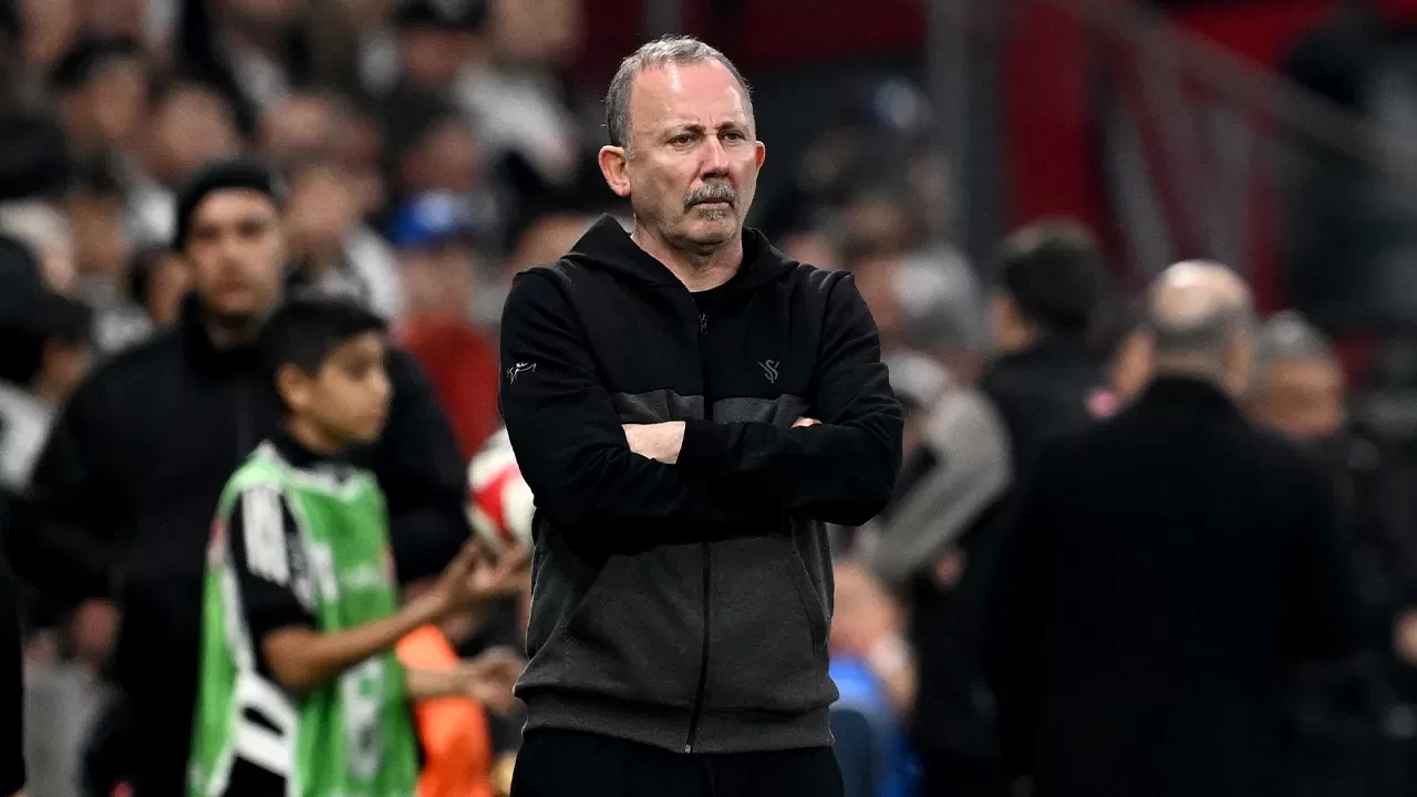 Beşiktaş Teknik Direktörü Sergen Yalçın'dan istifa sinyali: “Taraftar bırak derse bırakırız”