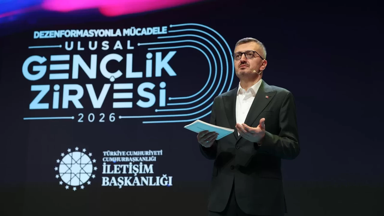 İletişim Başkanı Duran: DMM çalışmalarına kararlılıkla devam edecek
