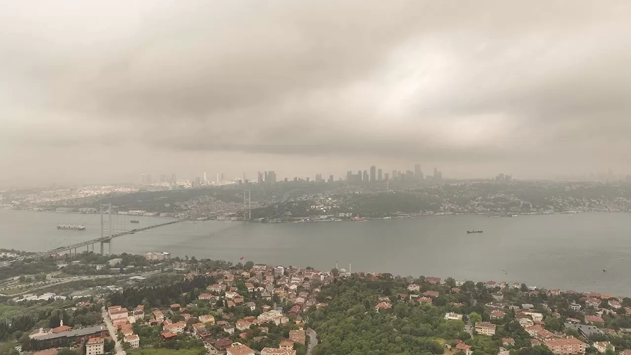 Çöl tozu Türkiye’yi etkisi altına alıyor: 10 gün sürecek